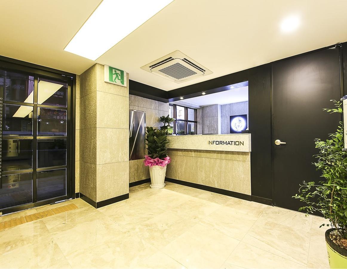 Centralperson Pyeongtaek Hotel Экстерьер фото